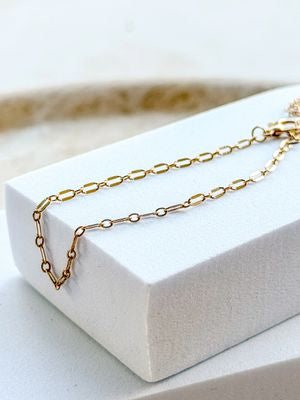 Issie Dainty Bracelet