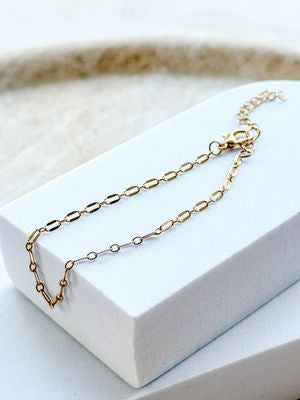 Issie Dainty Bracelet