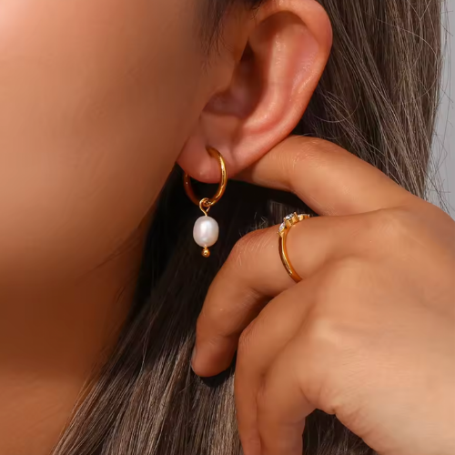 Dara Pearl Hoops